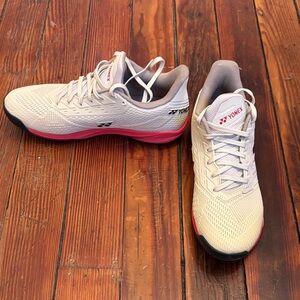 New YONEX Women's Athletic Shoes in Beige and Red
